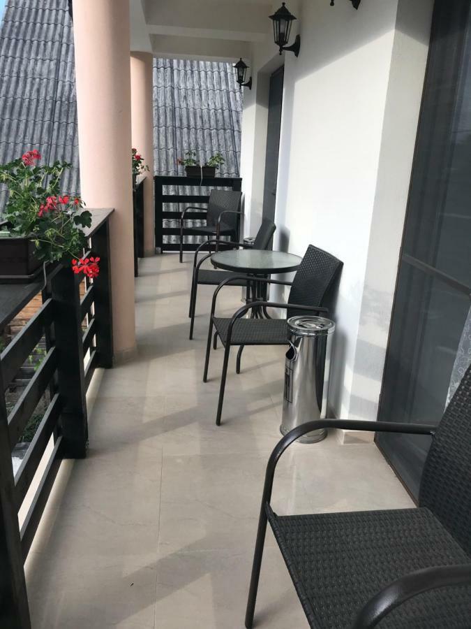 בית הארחה Casa Bianca Oncesti מראה חיצוני תמונה